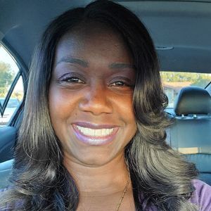 Meet your Posher, Talia